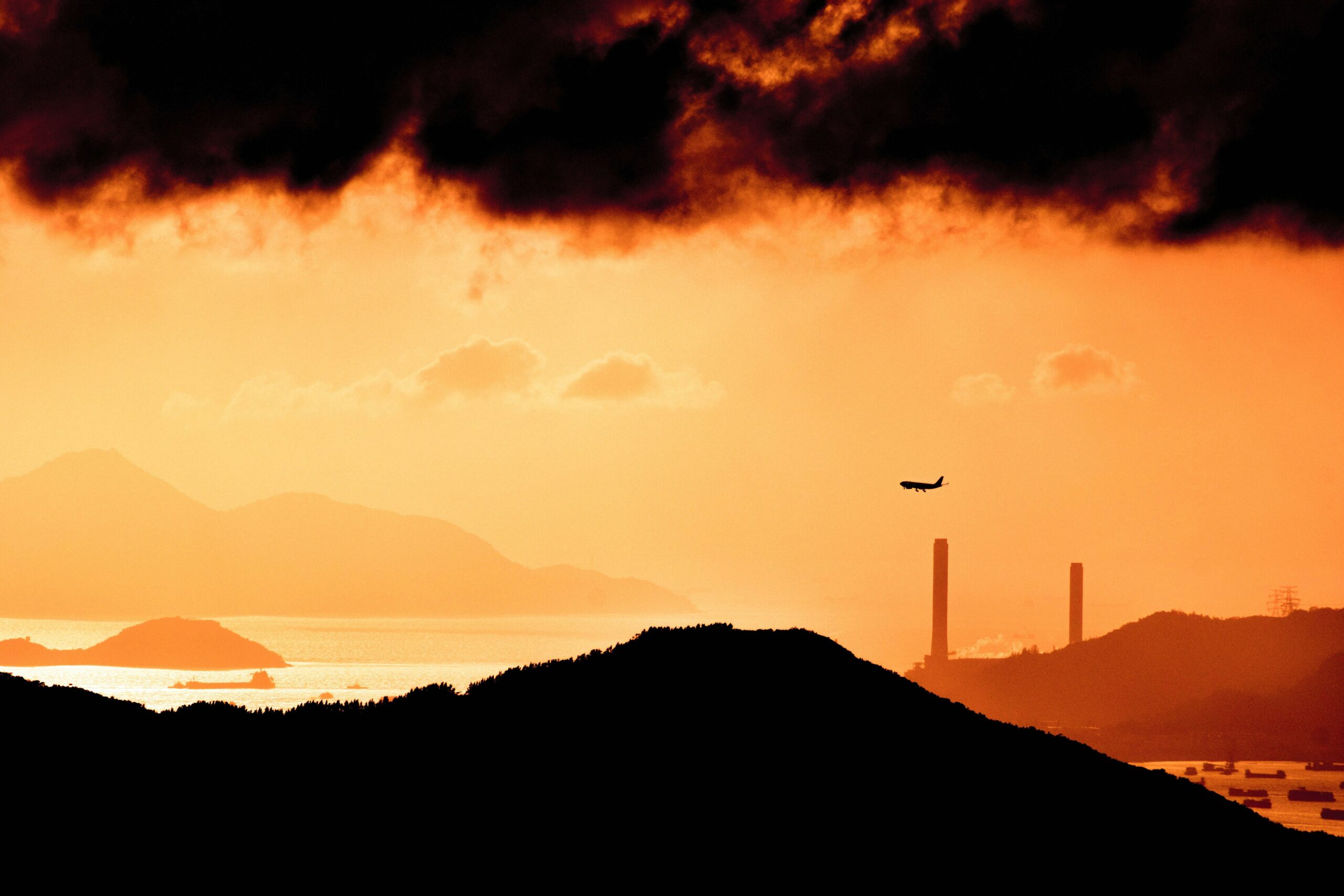 Infographic showing common types of environmental risks faced by households