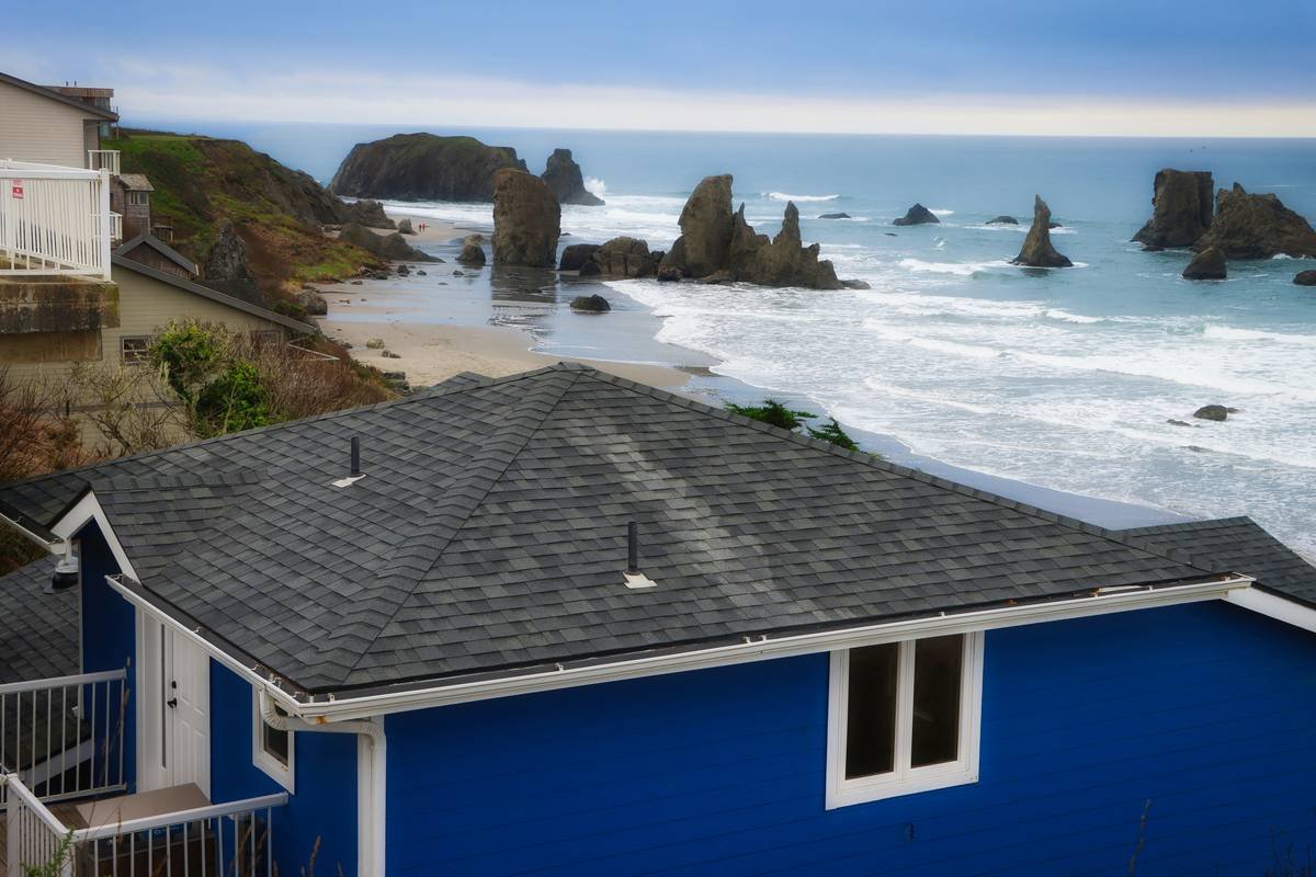 Timeline comparison: Successful claim submitted in 12 days with full docs vs. denied claim submitted in 78 days with incomplete info